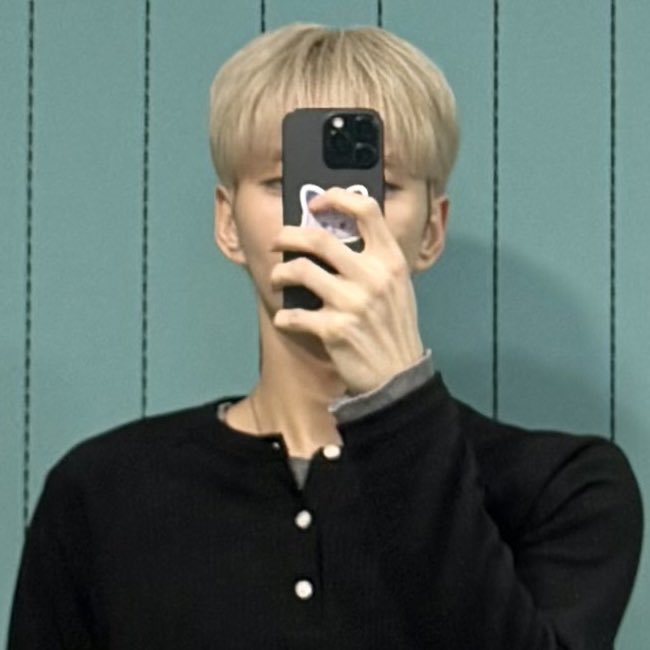 odefsrd's tweet image. #NewProfilePic #mitchianakayah