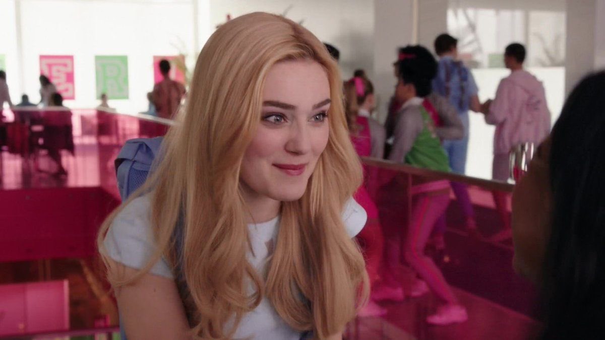 gelphicent's tweet photo. meg donnelly as rapunzel you would've been everything to me the material was right there https://t.co/KQiAY3ol1a