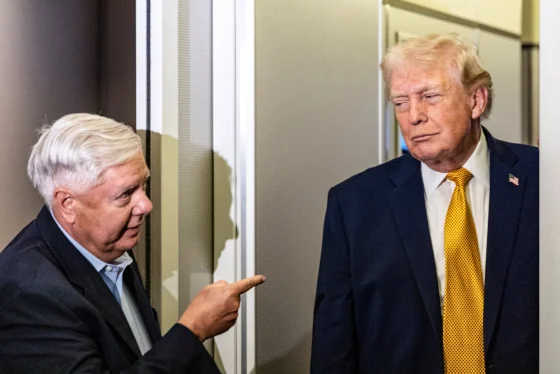 Trump has given the green light to a so-called "sanctions bill from hell" targeting Russia

The initiative would introduce a 500% U.S. tariff on imports from countries that purchase Russian oil, gas, uranium, and other raw materials, according to the bill's author, Republican
