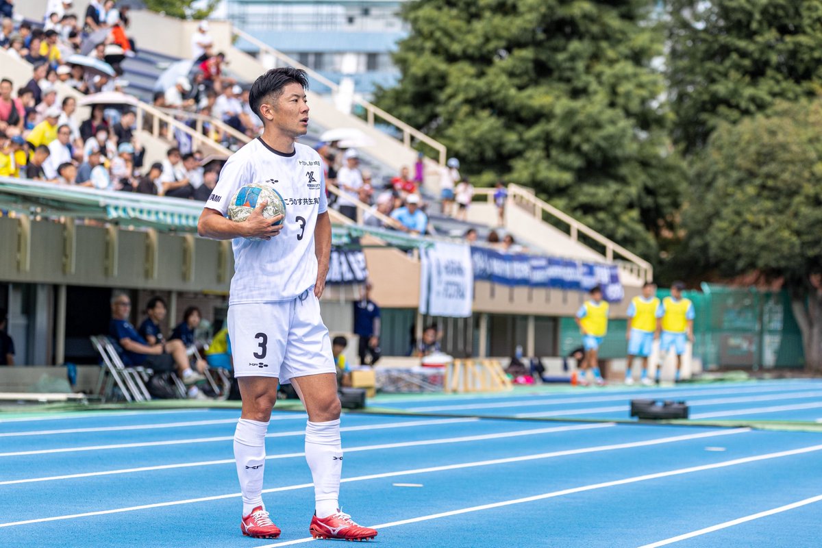 s_0506_'s tweet photo. 現役ラストの公式戦🔥

職業として、サッカー選手として、
本気で声出して、走って、ぶつかって、飛んで、蹴ってやるサッカーはこれが本当に最後。

出し惜しみなく今までの全ての感情をピッチに置いてきます。

是非、観に来て下さい。

🗓️1月25日（日）　
⏰10時kickoff
🏟️熊谷スポーツ文化公園 https://t.co/QIFugVqqoW