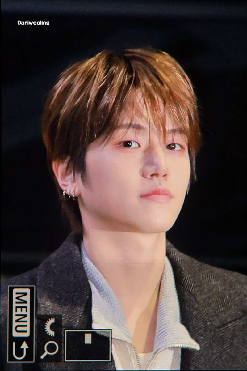 Dariwooling tweet media