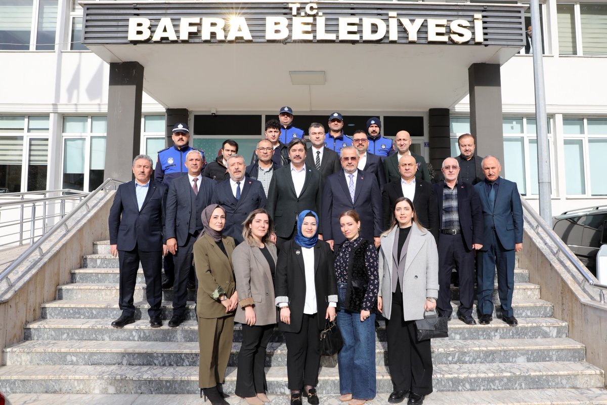 Genel Başkanımız 
Levent Uslu

Samsun Şube Başkanımız
Savaş Gayretli ve Yönetim Kurulu  

Bafra Belediye Başkanı
Hamit Kılıç ile 

Bafra Belediyesi çalışanı Memurlarımızı kapsayan Sosyal Denge Sözleşmesini imzaladı.

Çalışanlarımız ve aileleri için hayırlı, bereketli olsun.