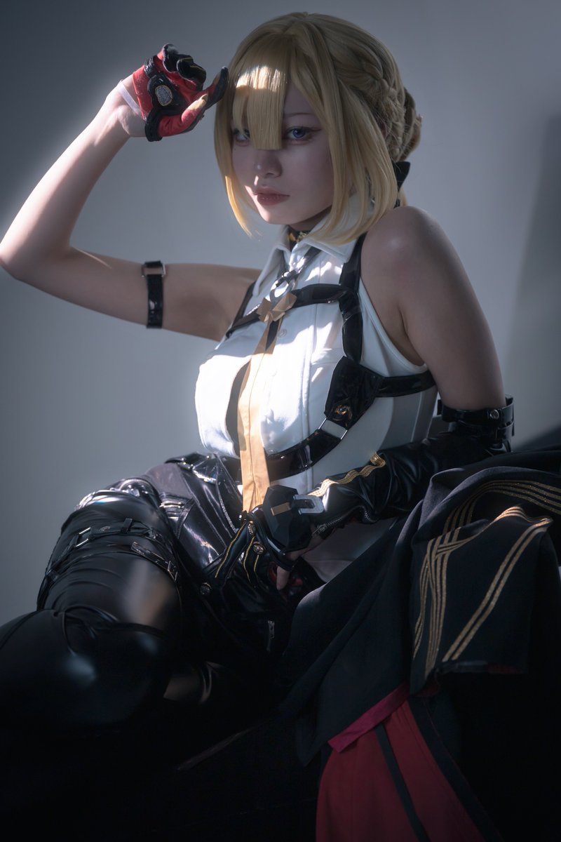 cos   ゼンレスゾーンゼロ/ #zzzero       
             イヴリン / #Evelyn