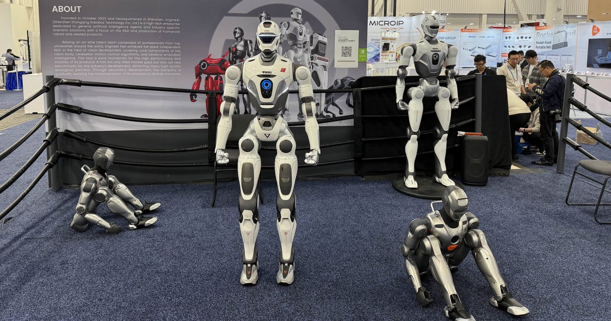 synapz_group's tweet image. 🚀 Day 2 at CES and the future is VERY real. Meeting AI &amp;amp; humanoid robotics companies face-to-face, seeing what’s already possible — and more importantly, what’s coming next. This is where $SYNAPZ fits perfectly.

Not as a chatbot.
Not as a gimmick. But as the AI swarm brain that…