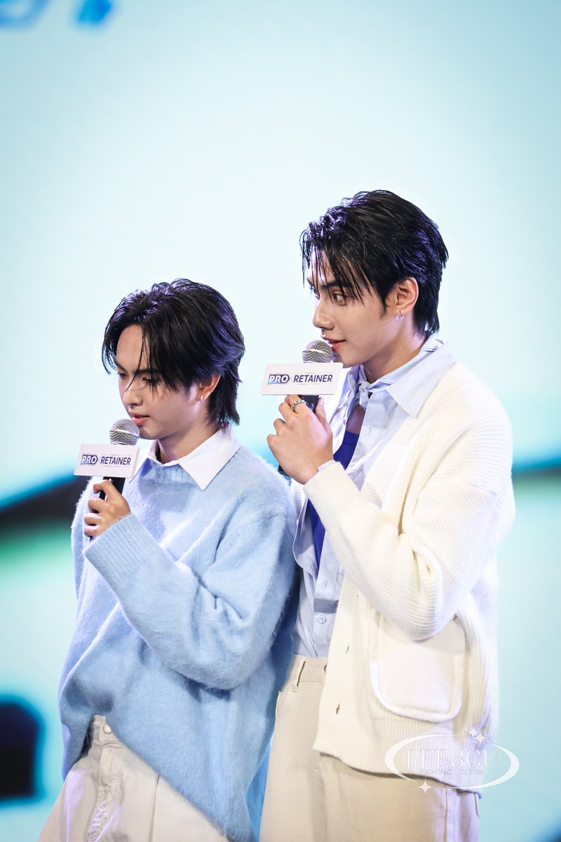 PEE3CU's tweet image. [08.01.26]

Size diff  🐶🐱˚ ༘ ⋆｡♡˚

 POLIDENT X PEEMWASU COPPER
#เคลียร์รีมั่นใจแบบโปรxBUS
#COPPERdechawat
#PEEMWASU 
 #ข้าวผัดหมี่เย็น