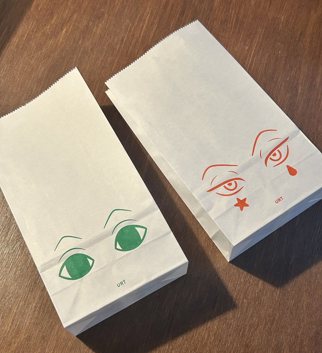 헌온에서 물건 담아드릴 봉투 앙