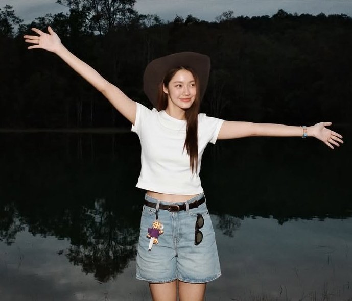 พี่ต๋าหล่อมากกก ได้เห็นพี่พักผ่อนสบาย ๆ ก็แฮปปี้แนะ แม่สาวคาวเกิร์ลหนิ

#namtantipnaree