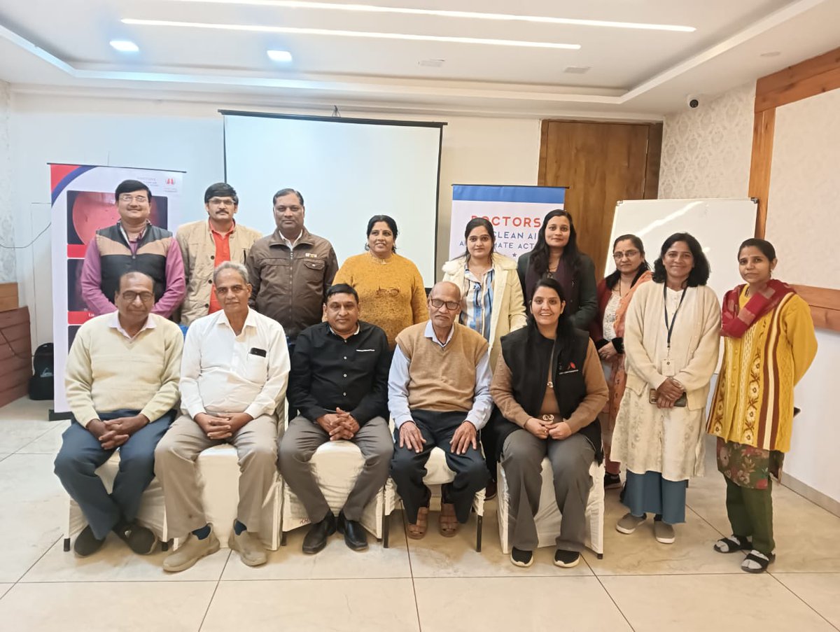 icareforlungs's tweet photo. 30 Dec, 25: #Indore Forum for Clean Air, under #DFCA, brought together 21 general practitioners on doctors’ training led by Dr. Shailendra Jain.
The session focused on how #AirPollution drives #asthma, #allergies, chronic #lungdisease and why pregnant women and newborns face the highest risks.