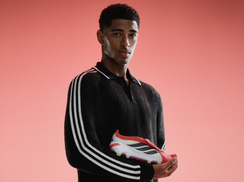 JudeUniverse5's tweet photo. 🚨JUDE BELLINGHAM FOR ADIDAS

#TeamJude #ADIDASPREDATOR #BornForGoals https://t.co/0w4hg3o2cq
