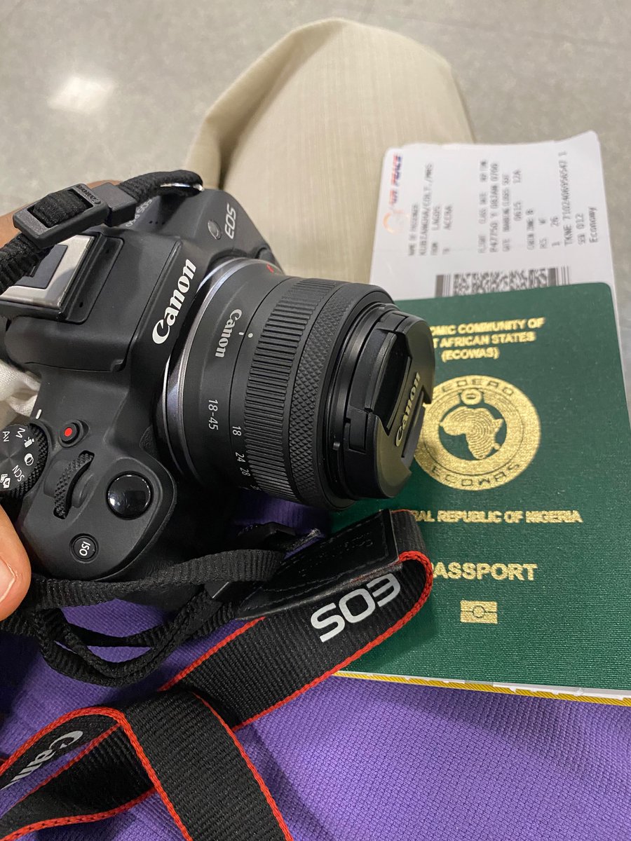 ColtanKubiangha's tweet image. My small camera has taken me out of my country for the first time 📸