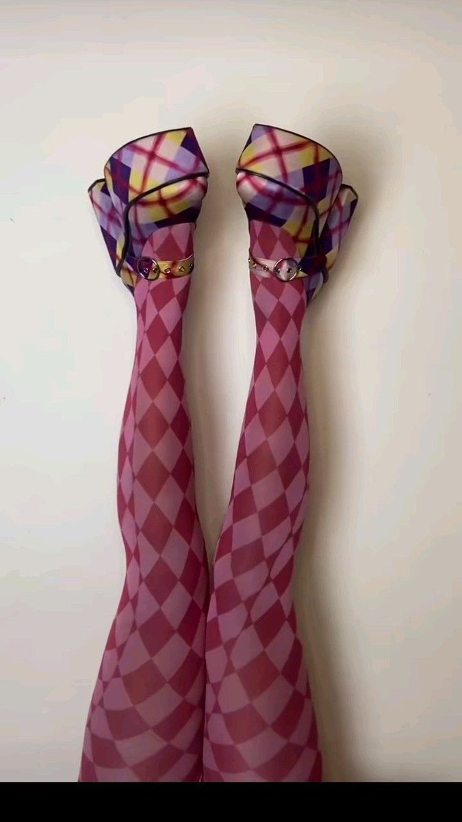 lovelyfemm's tweet image. 