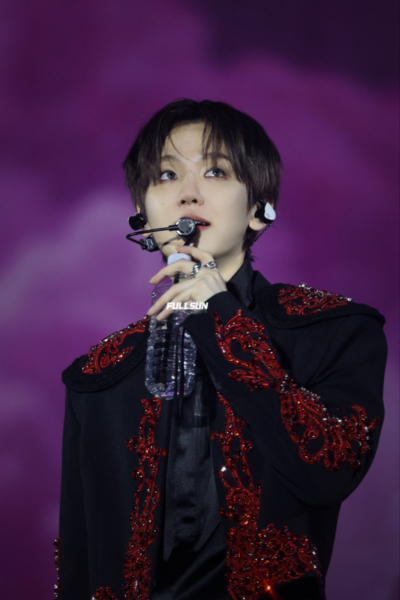 260104 REVERIE DOT D-3
다정한눈빛(๑o̴̶̷̥᷅﹏o̴̶̷̥᷅๑)

#백현 #BAEKHYUN #ベッキョン 
<a href="/B_hundred_Hyun/">Baekhyun_EXO</a>