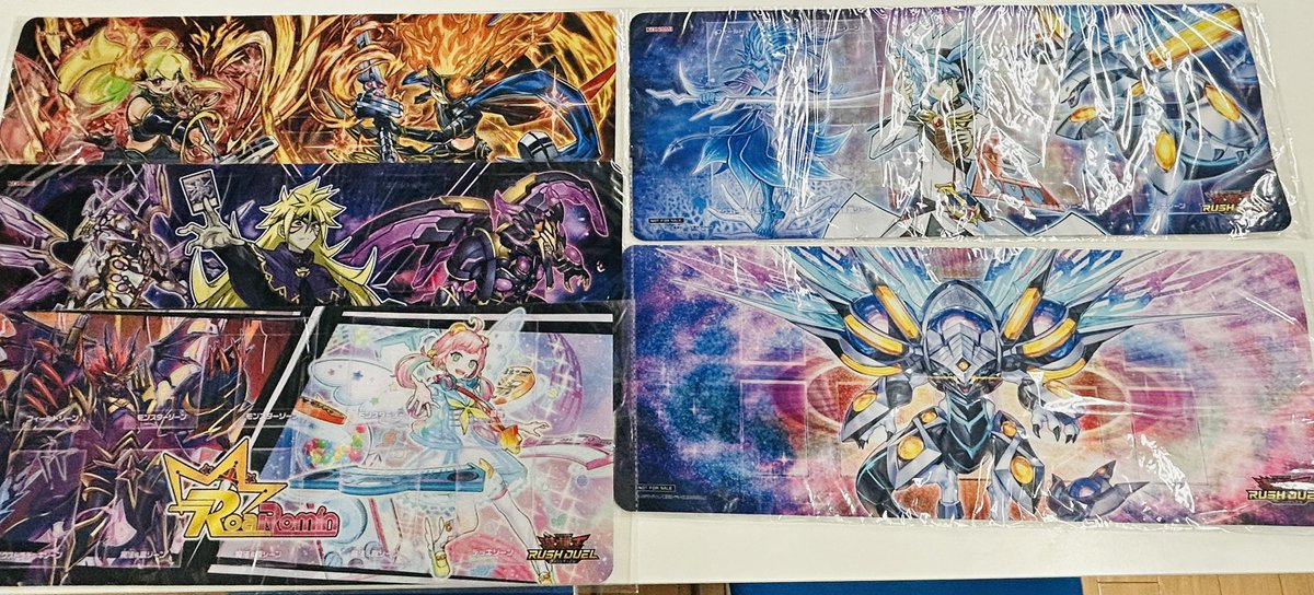 ギャラクシーカップ　プレイマット 続きましてプレイマットとデッキケースの入荷情報です もともとあった