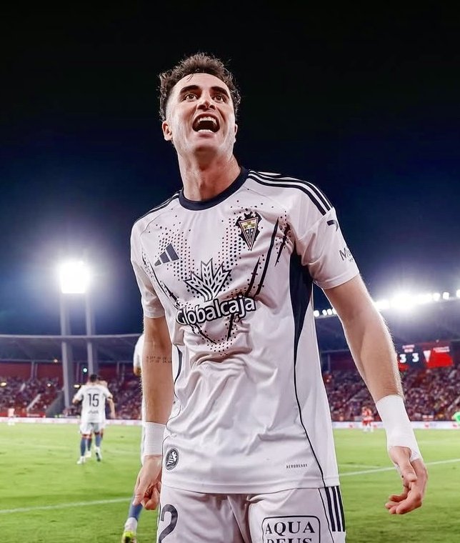 Javigoon_'s tweet image. 🚨 Actualización de Jon Morcillo y su traspaso al Almería

📌 Buena sintonía entre los clubes para alcanzar un acuerdo definitivo. El acuerdo con el jugador es total

📌 Firmaría para las próximas cuatro temporadas, esta y tres más, tal y como se ha comentado en los últimos días