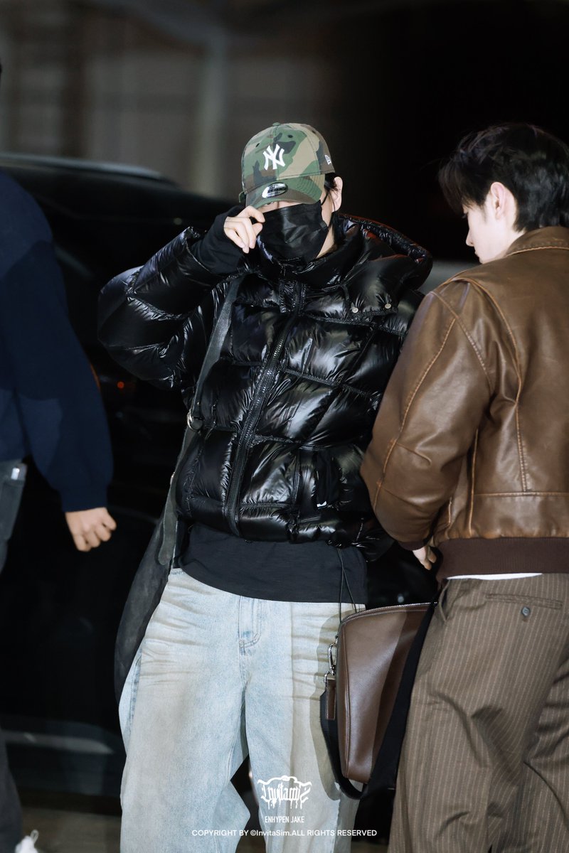 InvitaSim_Jake's tweet image. 250108 ICN
#JAKE #제이크 #심재윤
#ENHYPEN_JAKE
#엔하이픈 #ENHYPEN