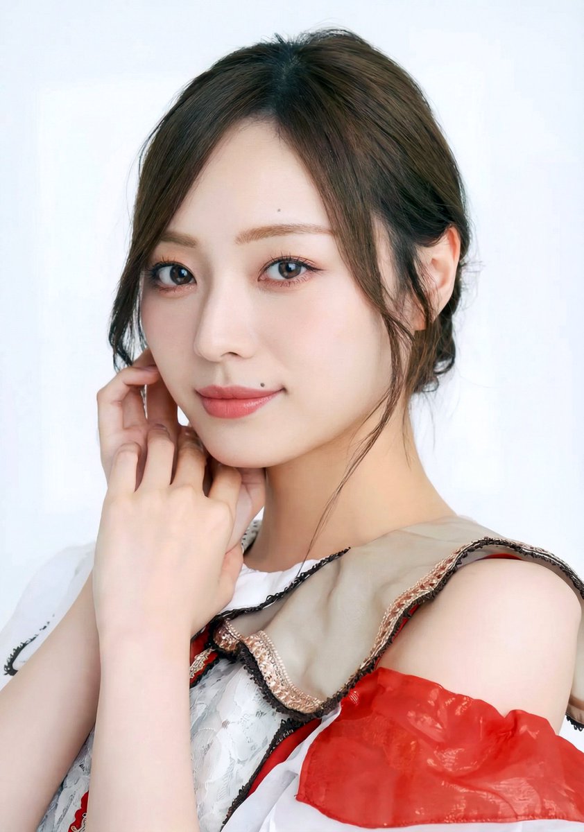 乃木坂46 梅澤美波 生写真まとめ 乃木坂46梅澤美波、ランジェリーにゆるニット姿で美脚披露 - 映画ナタリー