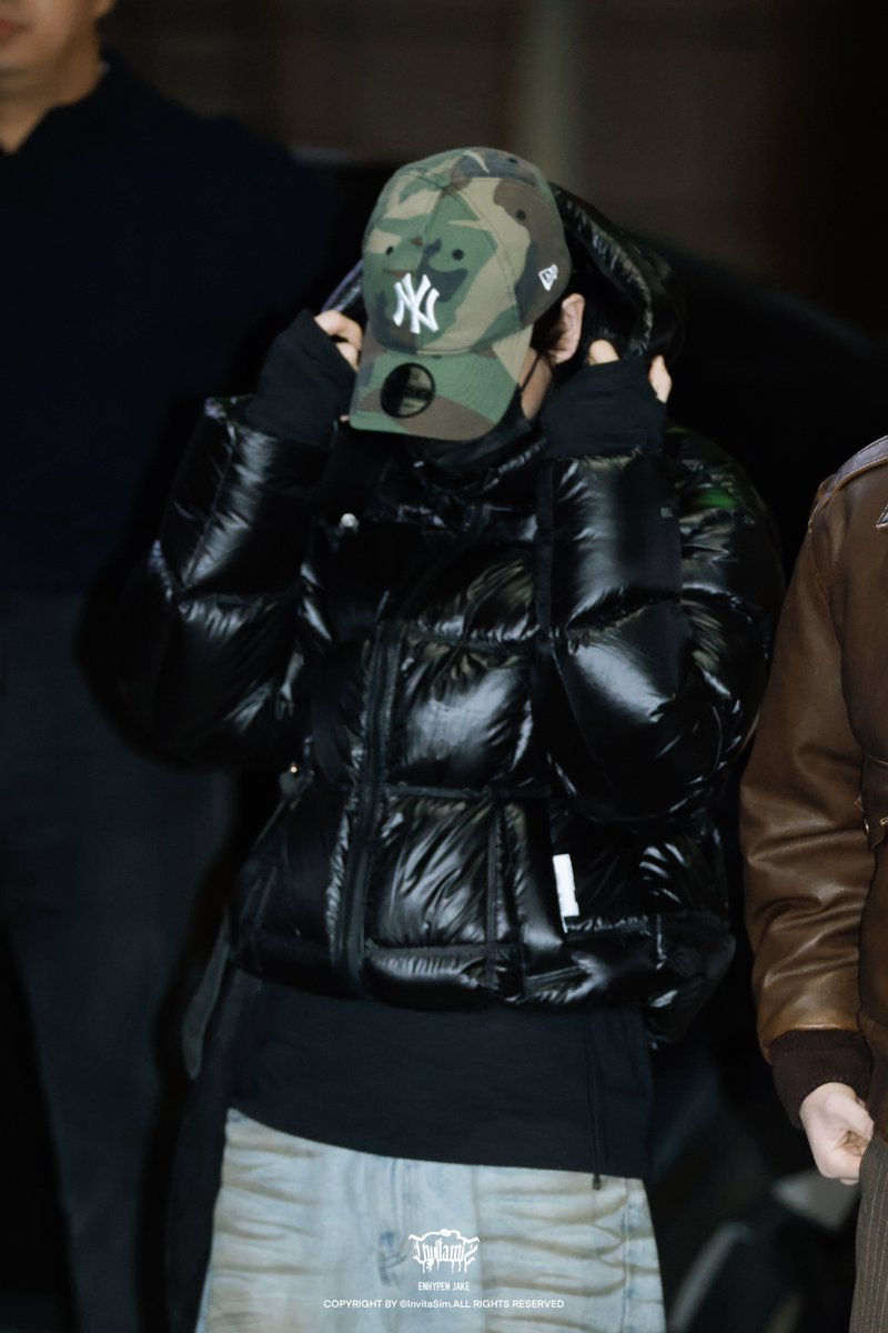 InvitaSim_Jake's tweet image. 250108 ICN
#JAKE #제이크 #심재윤
#ENHYPEN_JAKE
#엔하이픈 #ENHYPEN