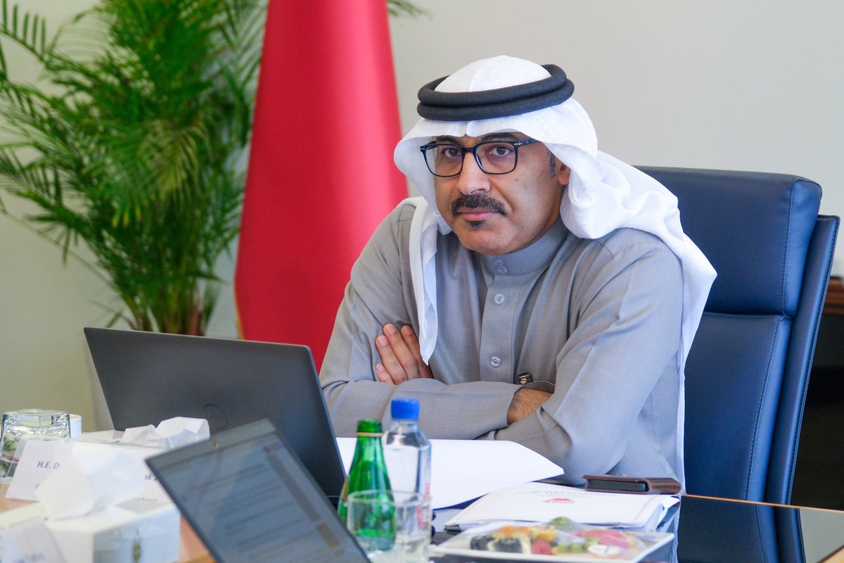 MoeBahrain tweet media