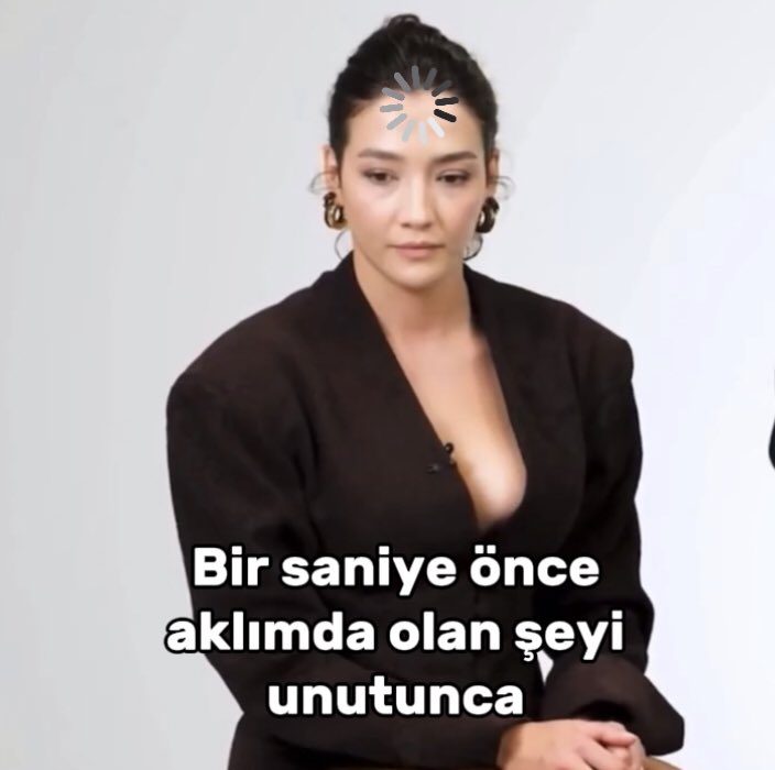 nocontextaybuke's tweet image. #aybükepusat