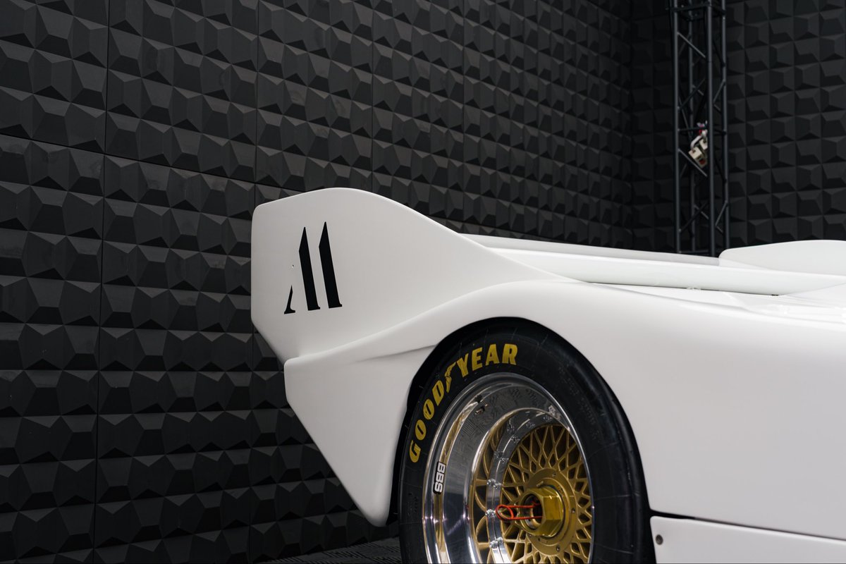 TOKYO AUTO SALON 2026 KMKZ × MADLANE Porsche 962C ホンモノの世界観