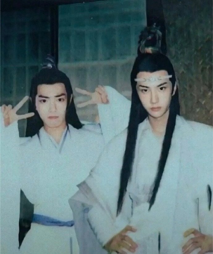 妈妈                                          爸爸