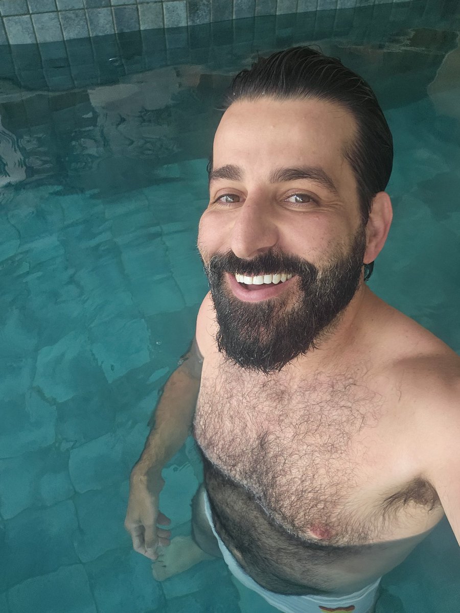 DeNaddai's tweet photo. #barbudo
#gay 
#peludo https://t.co/fL2opSgNV6