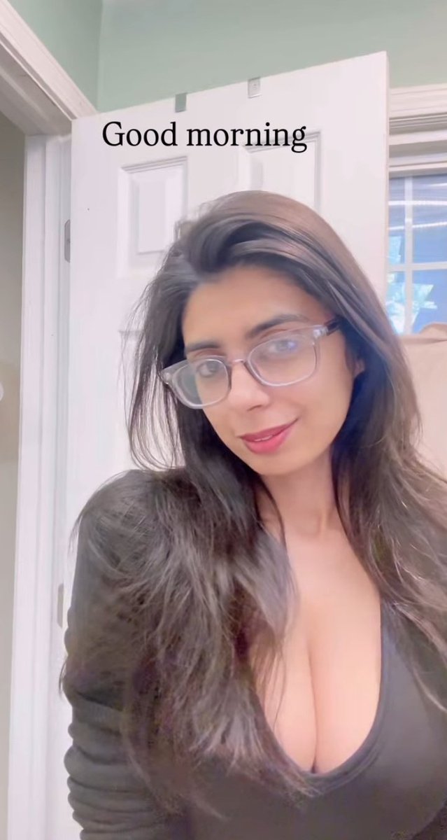 ImAqsaPervaiz's tweet photo. Good morning🧚🏻‍♀️🌶️ https://t.co/UlGLHsUAEB