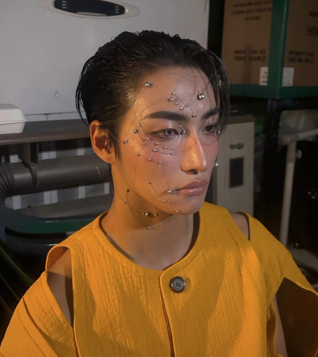 seaforests's tweet image. he genuinely has the most beautiful most androgynous most elegant face i have ever seen