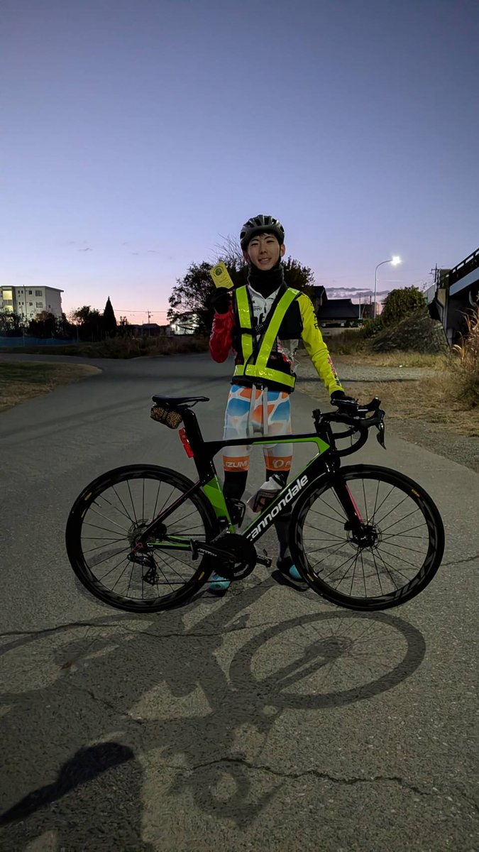 キャノンデールの創業者が亡くなったらしい
高一の時に初めて自分で買ったロードバイクがキャノンデールで今も乗り続けてる
多分この先も乗り続けると思う
自転車の楽しさを教えてくれてありがとうございました

RIP. Joe Montgomery

share.google/OYPoW5t8giUVk4…