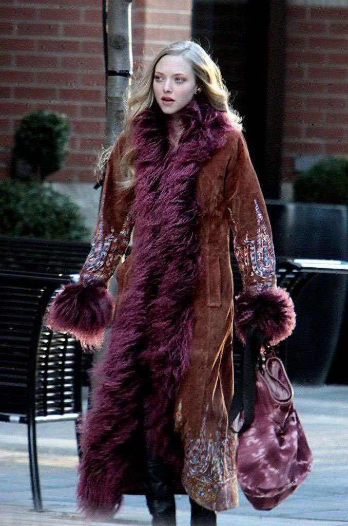 PopCulture2000s's tweet image. amanda seyfried, 2009.