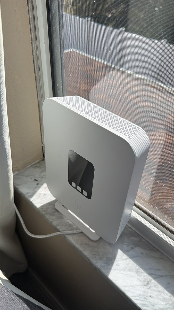 JoshRuble's tweet image. You gotta love when @GetSpectrum  comes in and woos your HOA but it’s been nothing but constant issues &amp;amp;  just horrible service for years &amp;amp; they do nothing to address the root problem.

Anyway shout  out to the GOAT @TMobile  for this amazing 5G internet. Been so reliable!