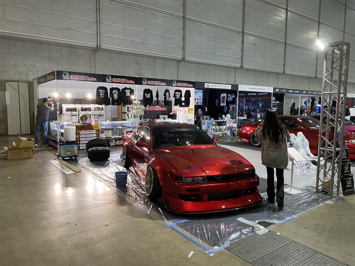 originlabo tweet media