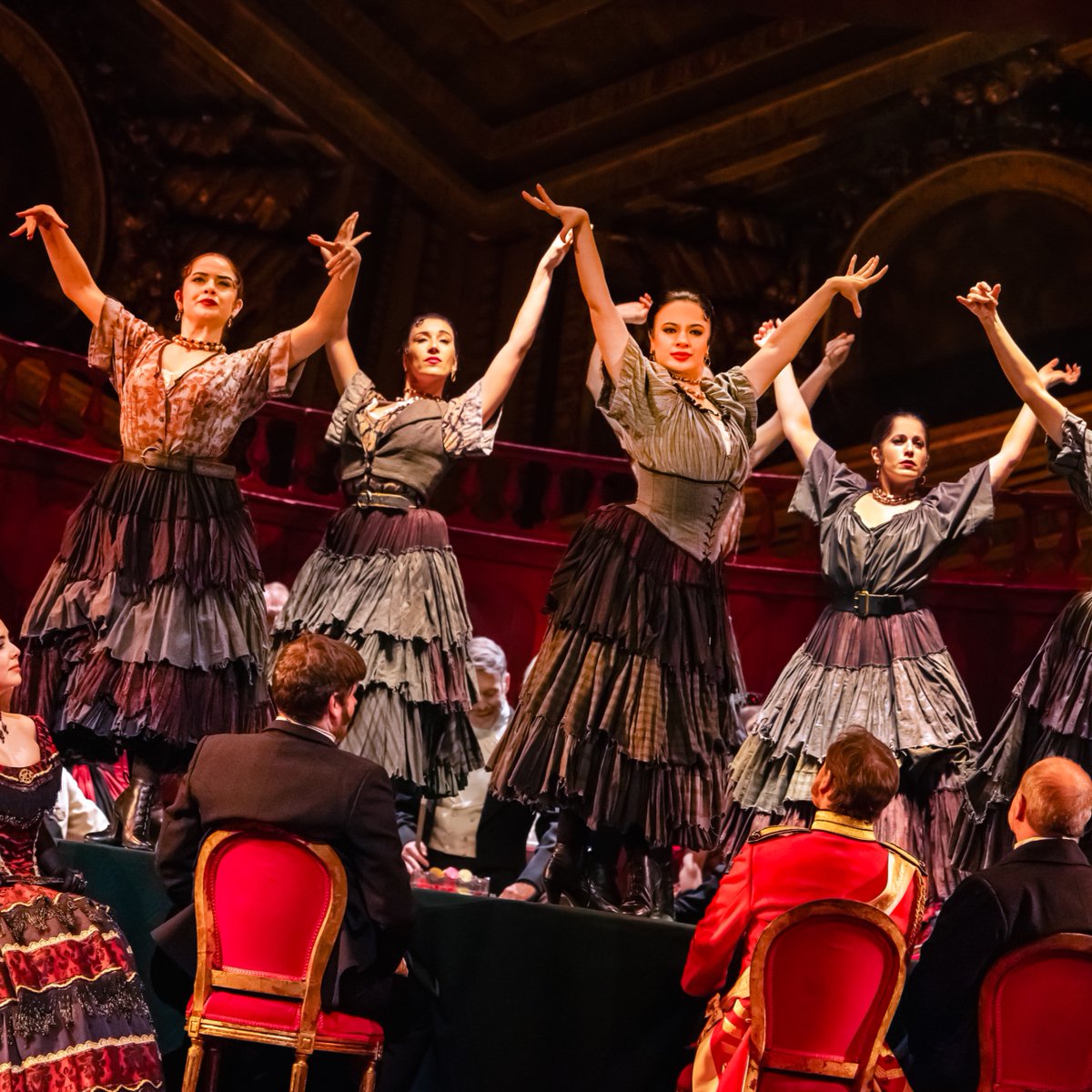 Royal Ballet and Opera tweet media