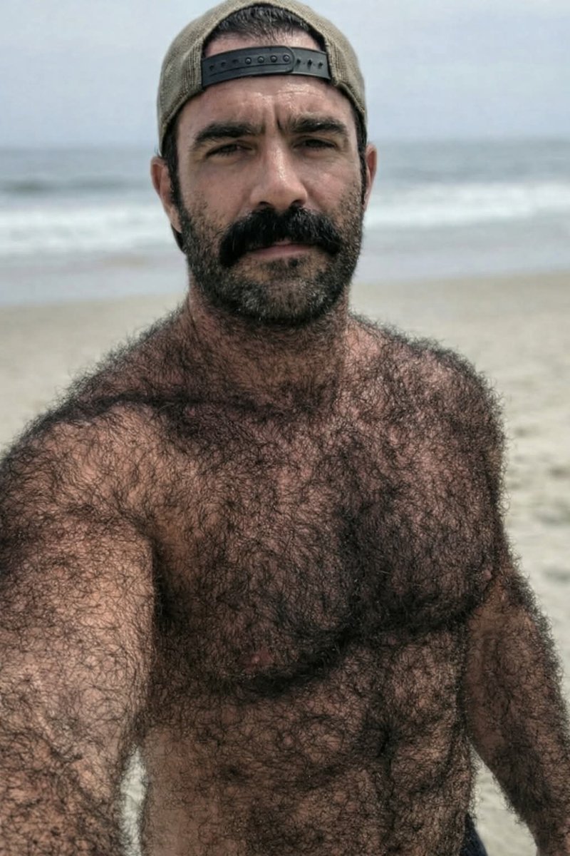 BJ (@manthroatpig) on Twitter photo 