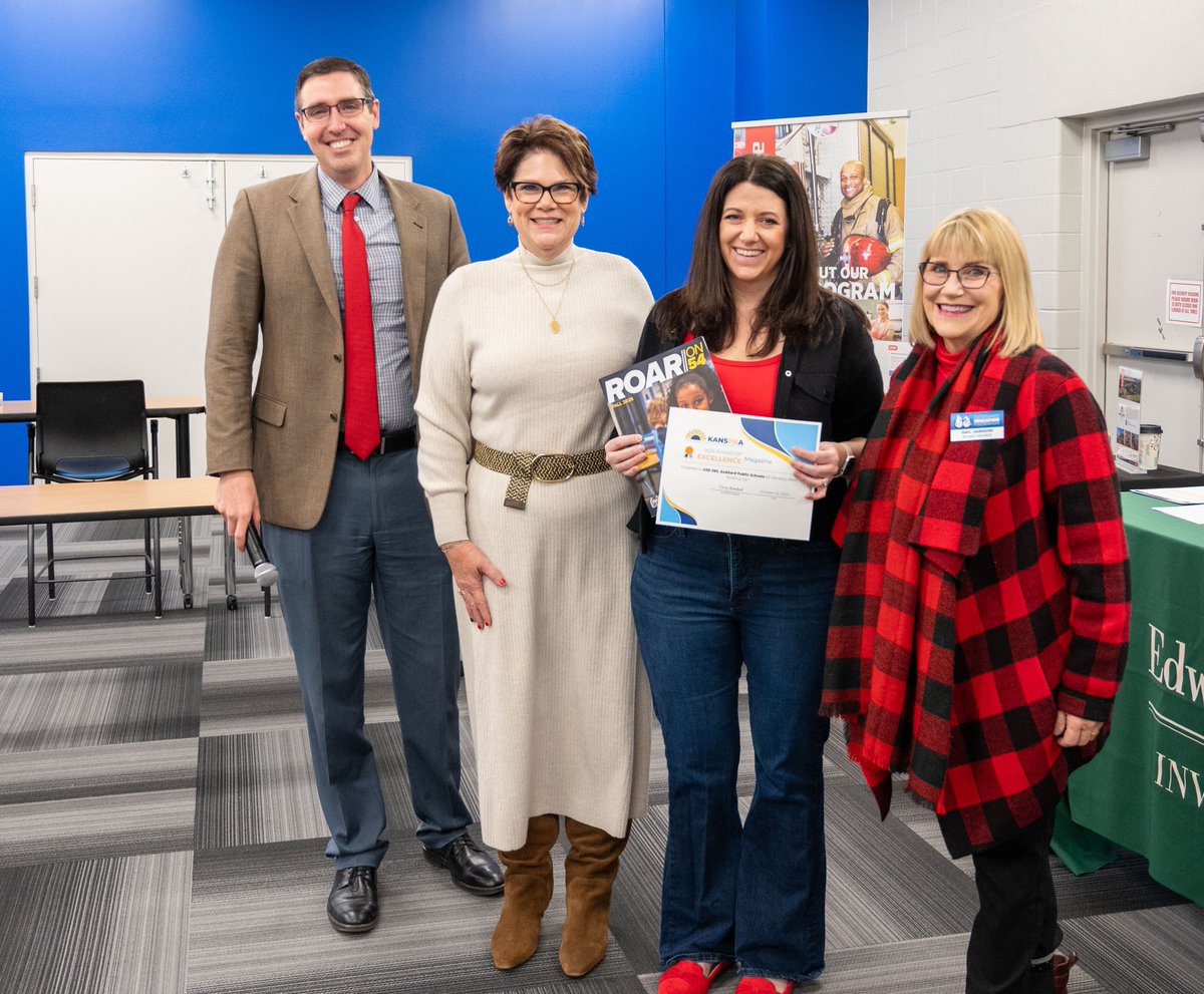 USD265_Goddard's tweet photo. Goddard Public Schools is incredibly proud to celebrate the USD 265 Community Relations Team and the outstanding recognition they received in the fall from the Kansas School Public Relations Association (KanSPRA). #265Pride 

Read the full story here: https://t.co/W5xGQ42TKK. https://t.co/4zijB5Moub
