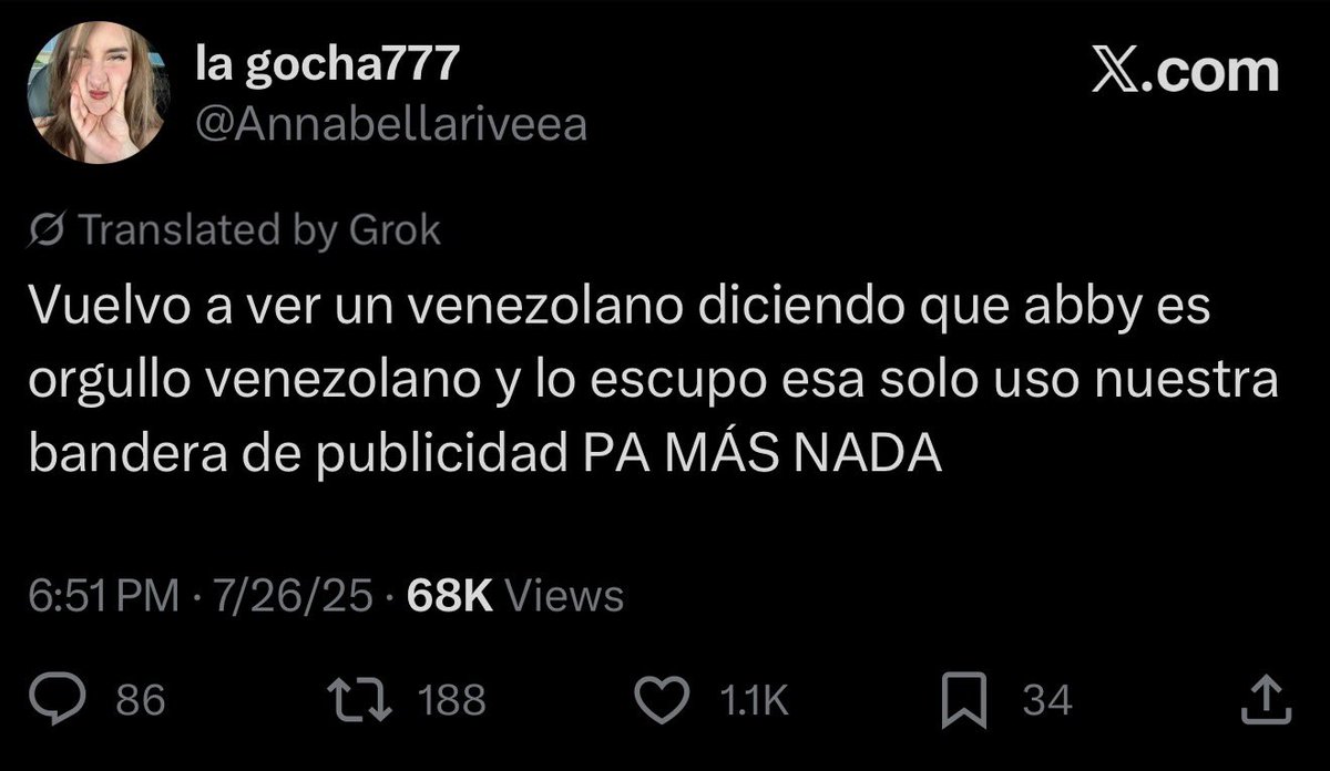 Annabellariveea's tweet photo. Me acuerdo cuando todo el mundo me funo cuando ella andaba muy ‘Venezolanizada’ antes de la velada hakdjqkd https://t.co/OTsnH6ykbu