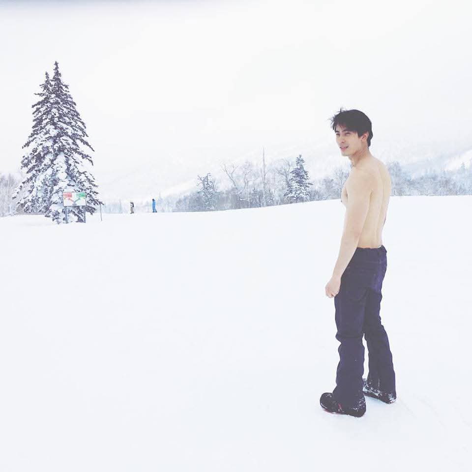 คือ 5555555555655655 หนูไม่ค่อยเข้าใจว่า ทำไม 555555555555555

 #sonyuke — <a href="/SONYUKE/">SonYuKe</a> 🌲 
#Milephakphum — <a href="/milephakphum/">mile phakphum</a> 🎸