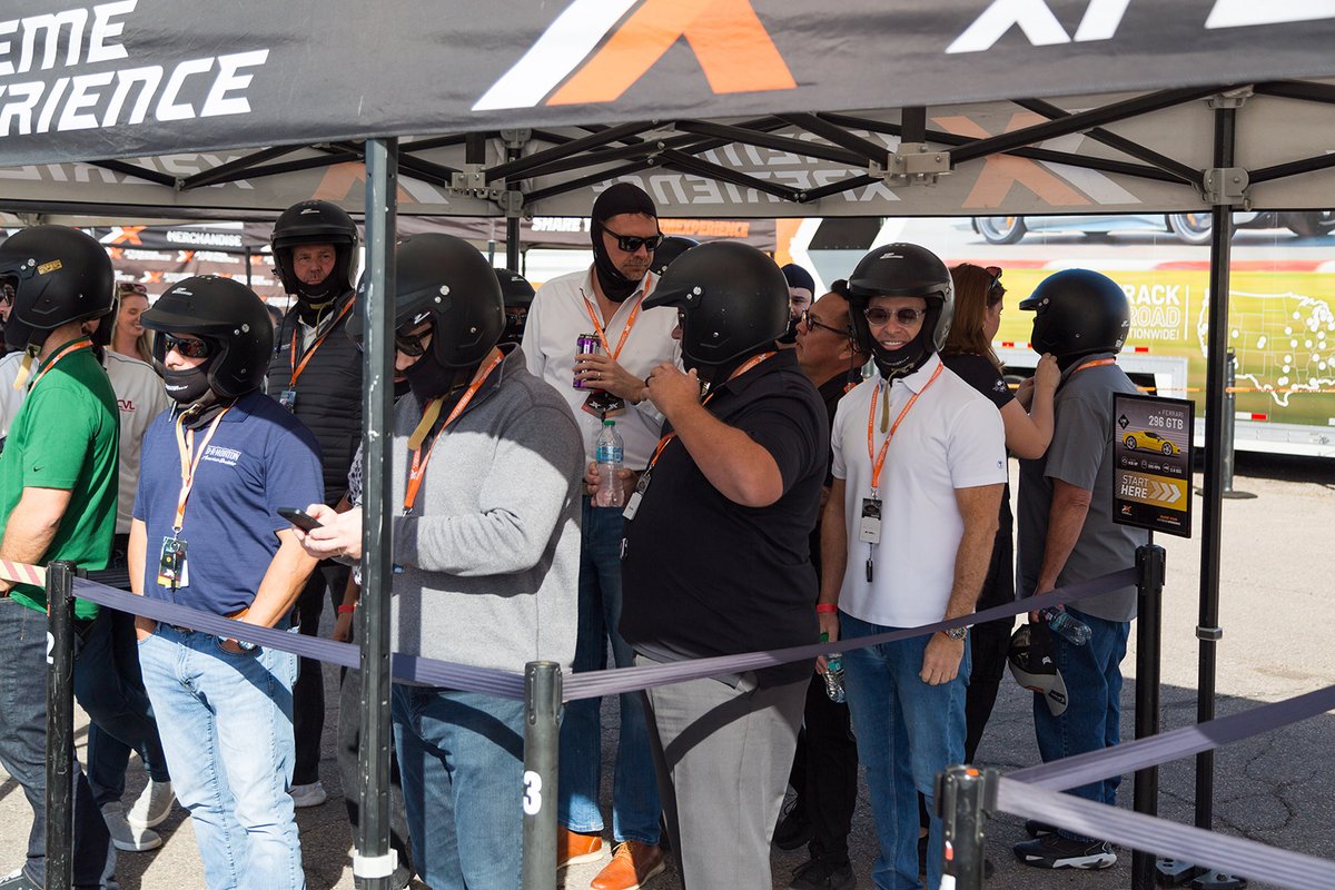 Coe & Van Loo tweet media