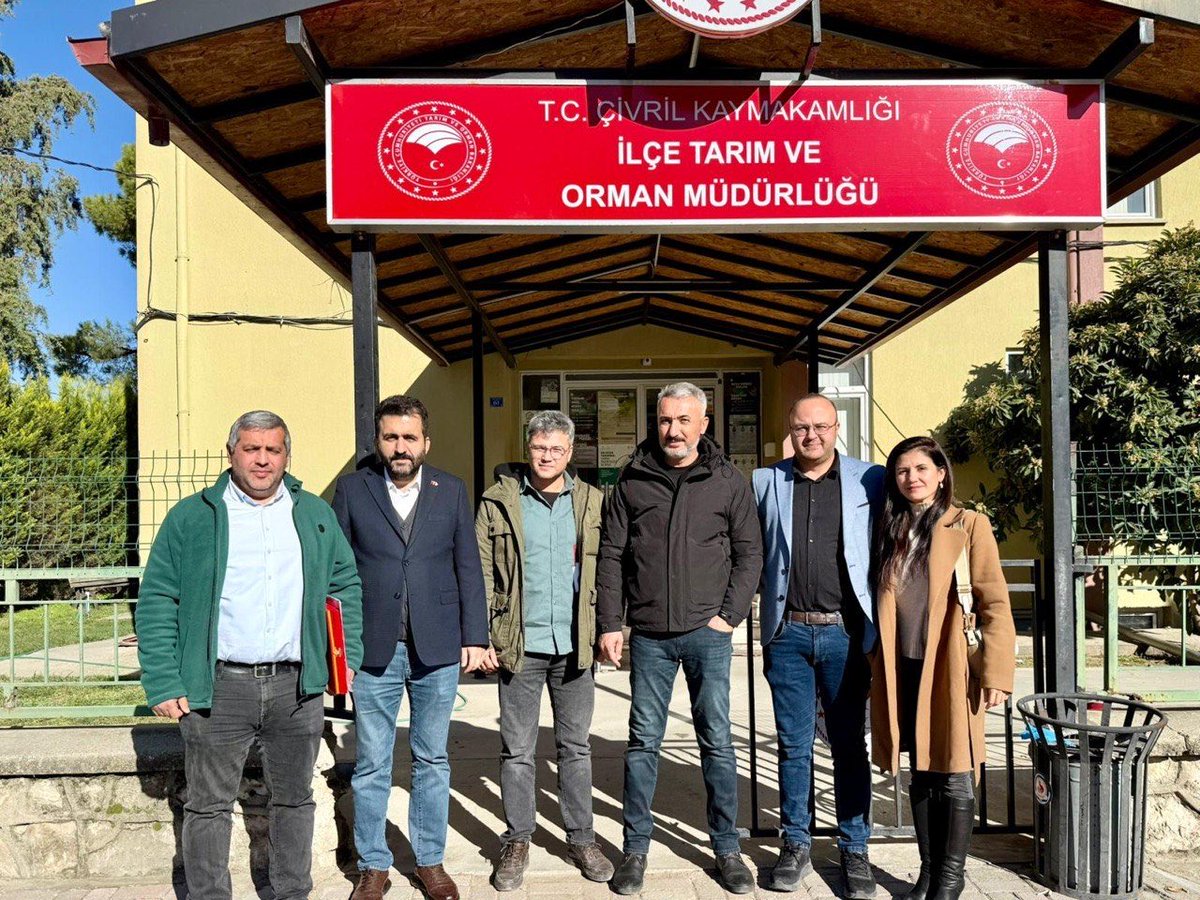 📍Denizli

Genel Başkan Yardımcımız Tahir Belli, Denizli İl Temsilcisimiz Osman Güzel ve il yönetimimiz tarafından Çivril İlçe Tarım ve Orman Müdürlüğü ziyaret edildi.

Meslektaşlarımız ile bir araya gelindi. Mesleki sorunlarımız üzerine istişare edilip sendikal çalışmalarımız