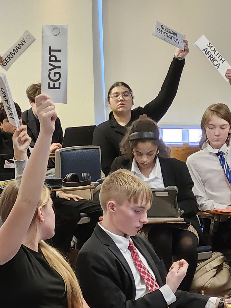 Diane Compton tweet media