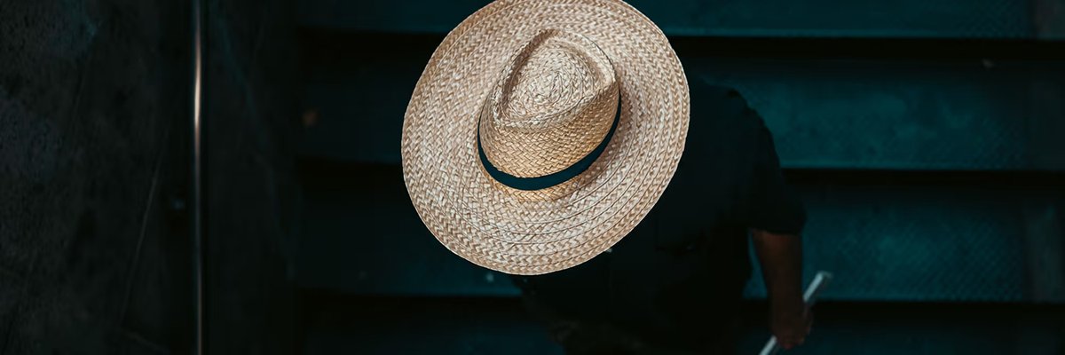 🚀 New Drop Alert! <a href="/OmarZRobles/">OmarZRobles.eth</a> 

City Hats explores identity and belonging through headwear, capturing strangers from behind to show how hats reflect who we are and where we stand.

📷Mint Date: January 14,  2026     
💰Mint Price: 0.02 ETH