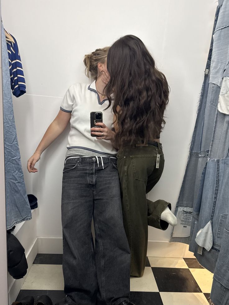 ⚢︎ (@lesbicarj) on Twitter photo 