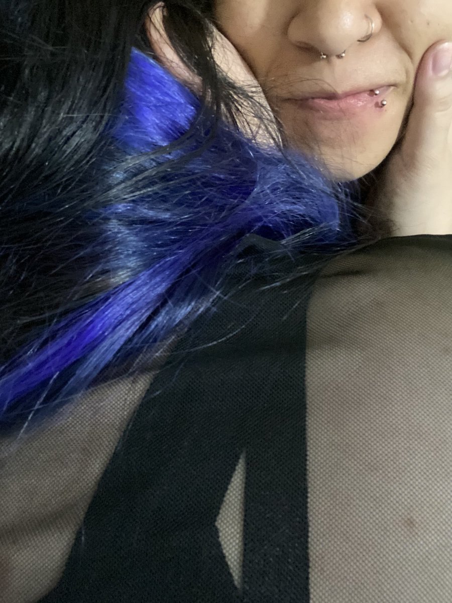 littlephas_'s tweet image. ela é o amor da minha vida ❤️