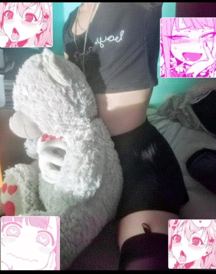 Faku_7u7's tweet photo. Buenoss días bebesss <33, como están? Estaba pensando si hacer un cover de un tema vestido de femb ksks, me sale muy bien la vos femenina 

#femboysby 
#femboyaesthetic 
#femboygamer 
#femboyoutfit 
#femboysfw 
#femboy 
#culos 
#otaku 
#Fotos 
#tierno
#trans 
#LGBQT 
#fypシ https://t.co/2d9BTVpfzV