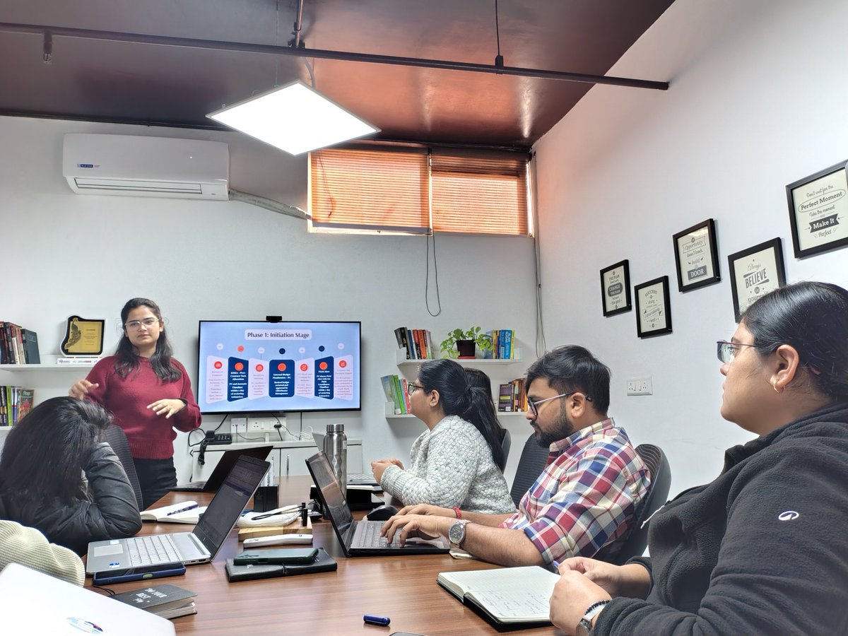 DevInsights1's tweet image. Knowledge-driven session on the Project Cycle conducted by Ms. Asmita Yadav, Senior Manager – MLE, highlighting key stages from design to learning and adaptation. A valuable learning experience for the team.

#ProjectCycle
#MonitoringEvaluationLearning
#MLE
#CapacityBuilding