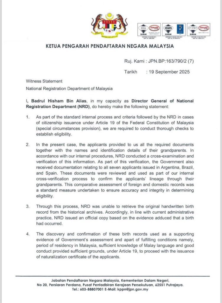 Salam <a href="/PDRMsia/">Polis Diraja M'sia</a> 45 laporan polis dah dibuat

Skrg <a href="/FAM_Malaysia/">FA Malaysia</a> kata SU tak bersalah dan tidak terlibat dalam kes pemalsuan dokumen. 

Cuba check dekat <a href="/jpnhqofficial/">Jabatan Pendaftaran Negara 🇲🇾</a> sebab tengok surat sokongan ni mereka terlibat.