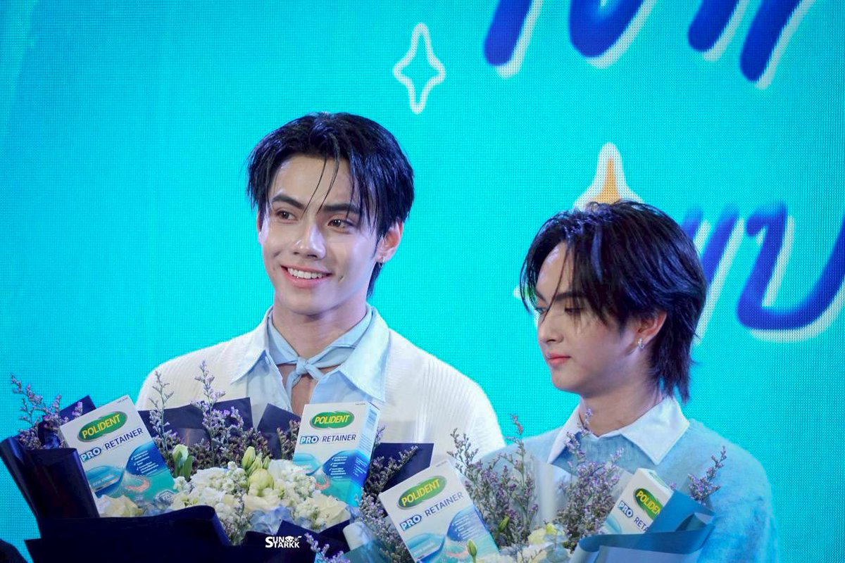 sunstarkkpic's tweet image. 08012026 || @PEEMWASU_ @cucopper11 At #เคลียร์รีมั่นใจแบบโปรxBUS

เหมือนงานนั้นมาก!! 🤭

POLIDENT X PEEMWASU COPPER

#PEEMWASU #COPPERdechawat