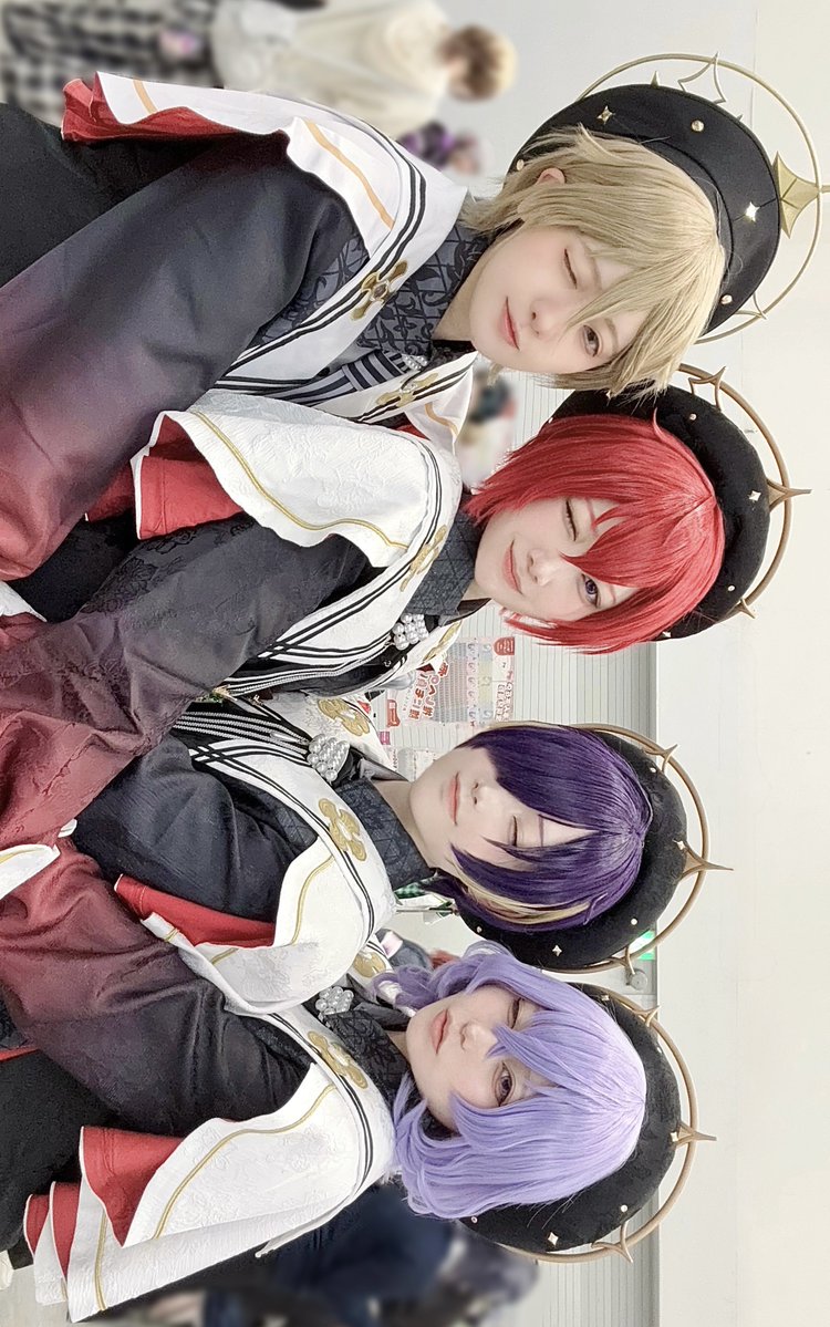 cos enst
                  堕天使のウィンク➰🖤