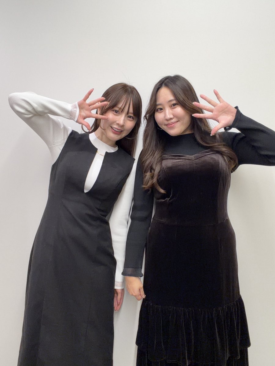 overE shop tweet media