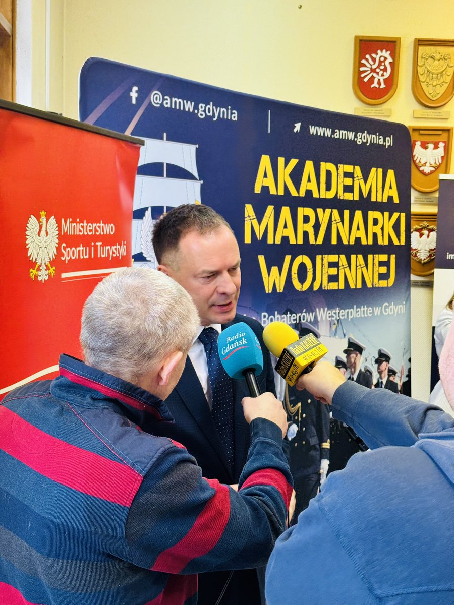 Piotr Borys tweet media